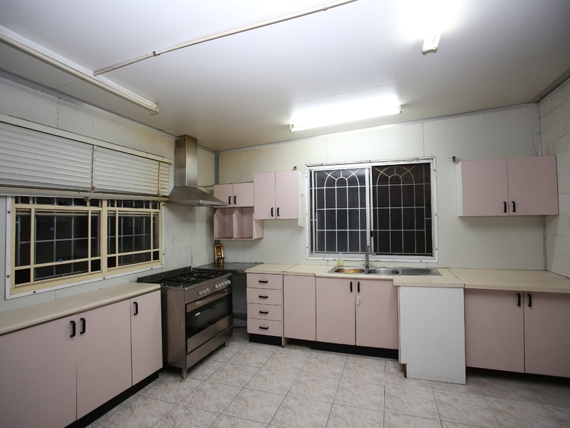 .        1 Wade Street, Campsie NSW 2194