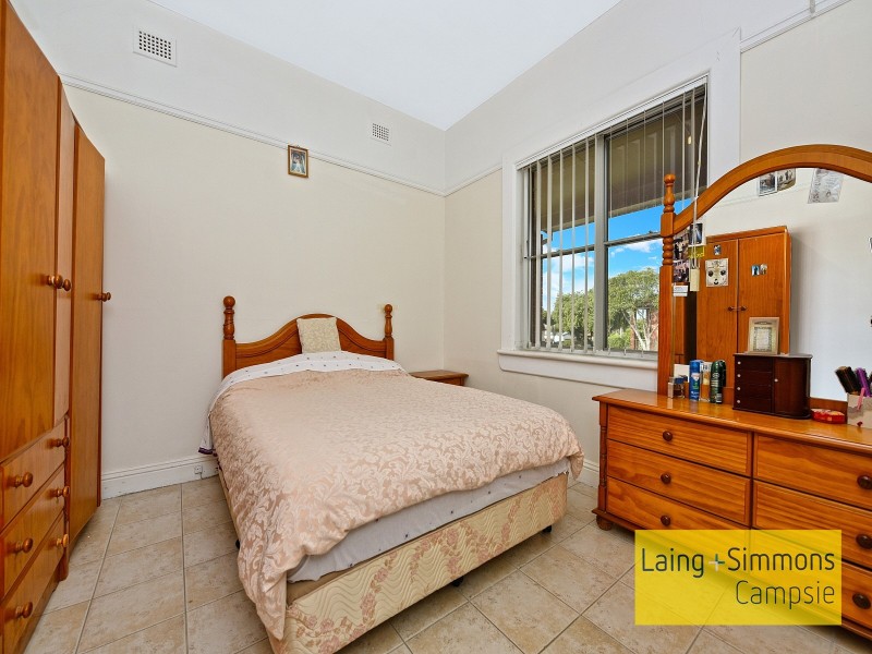 18 Queen St, Croydon Park NSW 2133