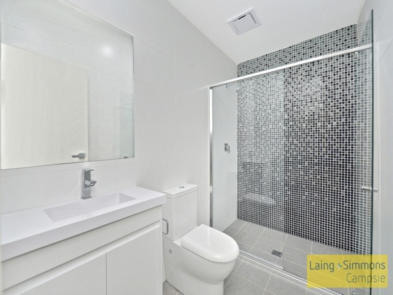 24 Seventh Ave, Campsie NSW 2194
