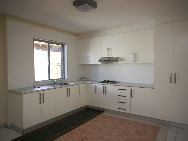 31 Lincoln St, Campsie NSW 2194