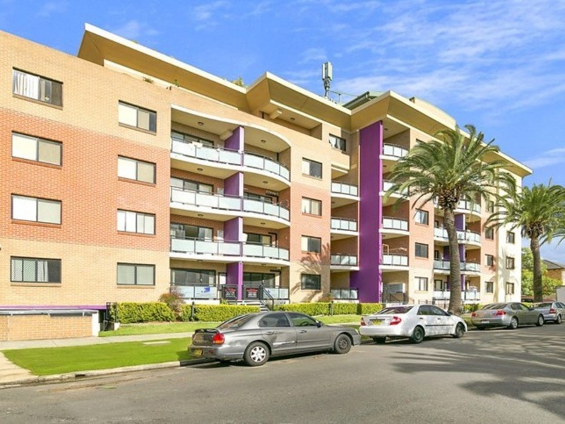 50/8 Eighth Avenue, Campsie NSW 2194