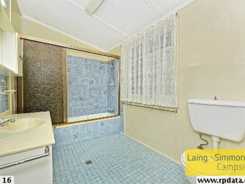 21 Third Ave, Campsie NSW 2194