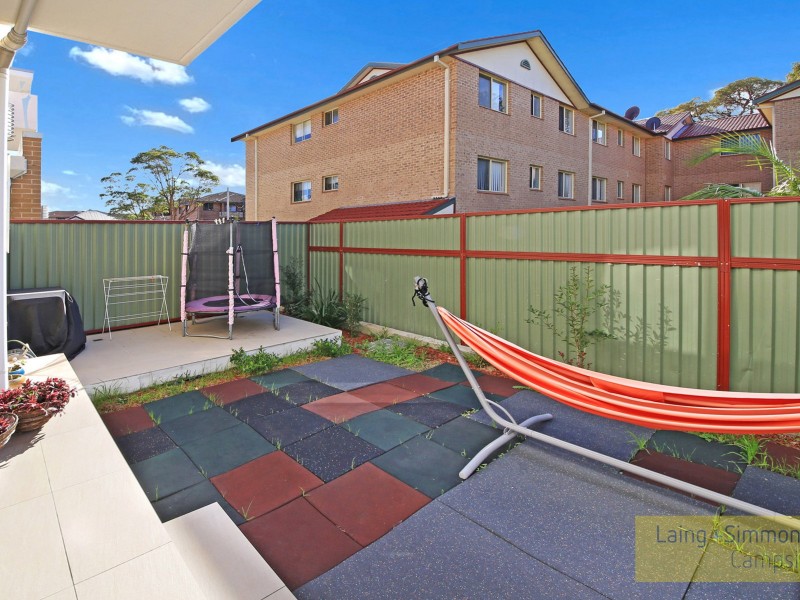 2/76 Clissold Parade, Campsie NSW 2194