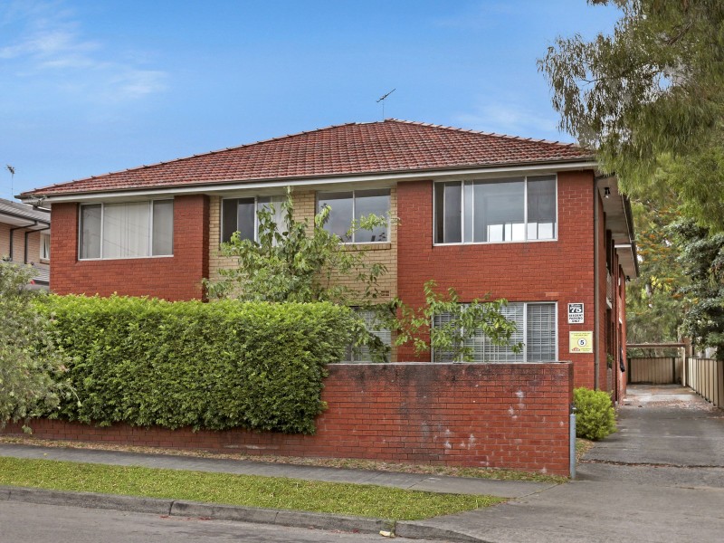8/75 Park St, Campsie NSW 2194
