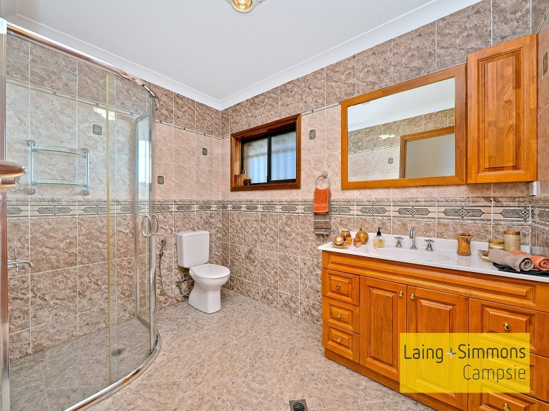 22 Lions Avenue, Lurnea NSW 2170