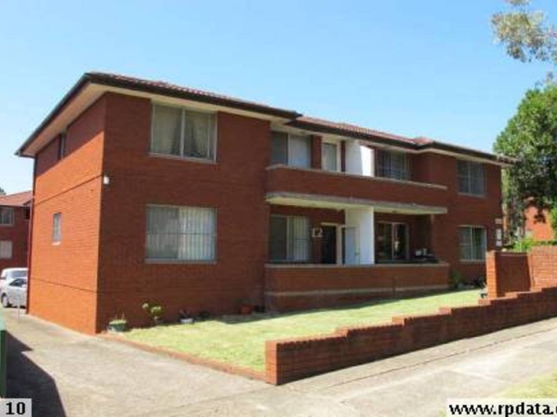 18 Unara St, Campsie NSW 2194