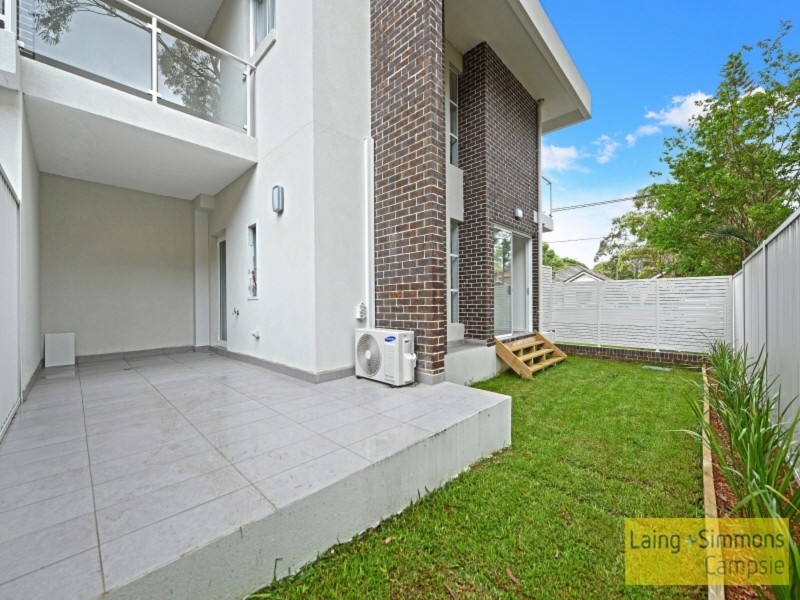 22 Seventh Ave, Campsie NSW 2194