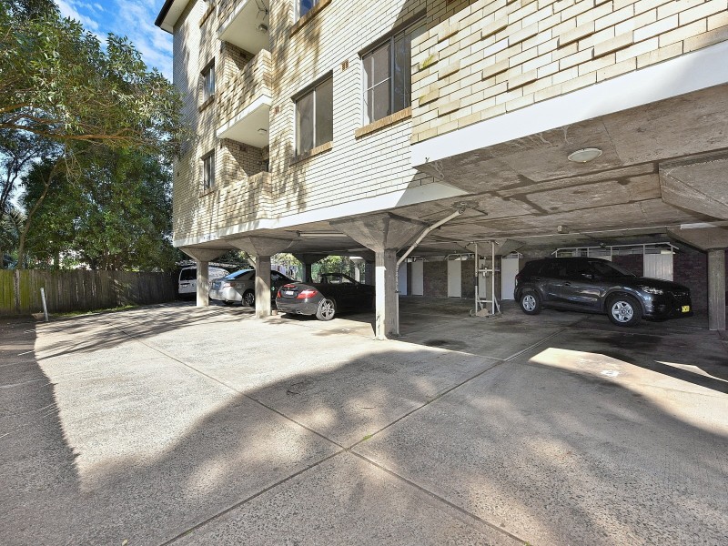 270 King Georges Rd, Roselands NSW 2196