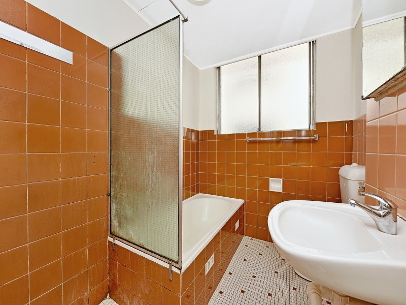 270 King Georges Rd, Roselands NSW 2196