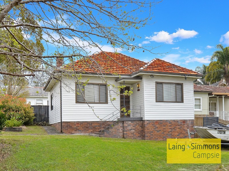 128 King road, Wahroonga NSW 2076
