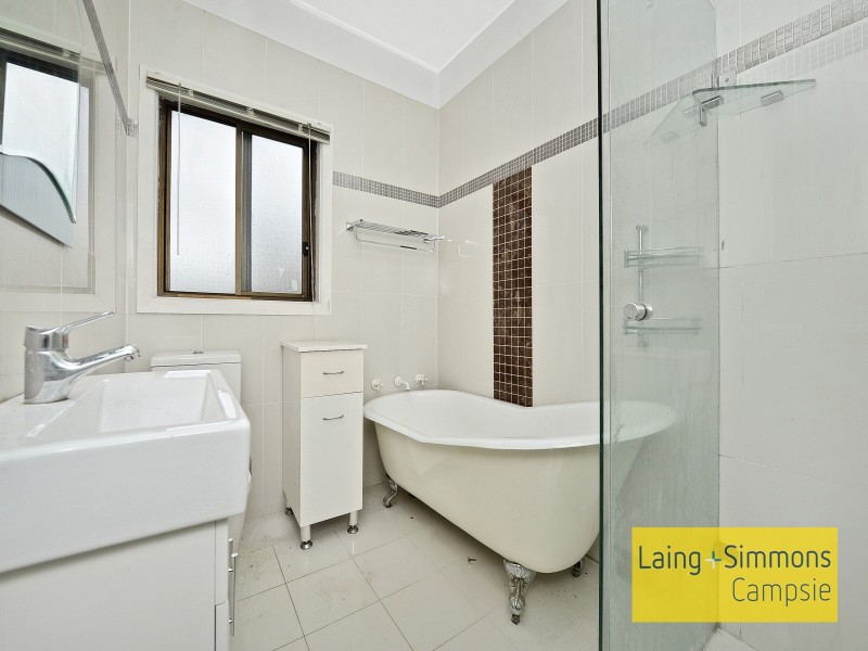 128 King road, Wahroonga NSW 2076