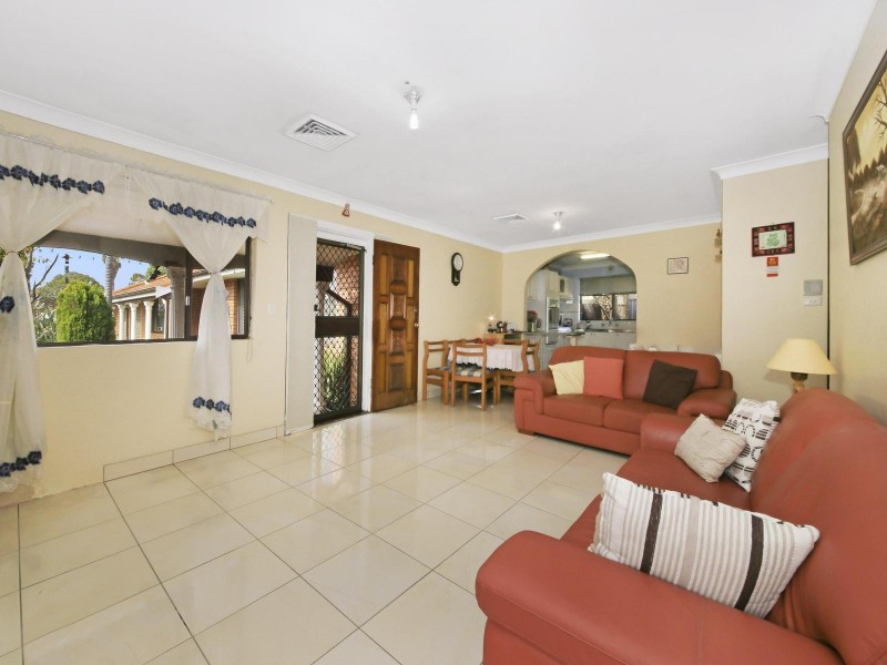 80 First Ave Belfield, Campsie NSW 2194