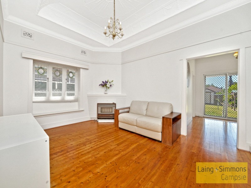 33 William Street, Earlwood NSW 2206