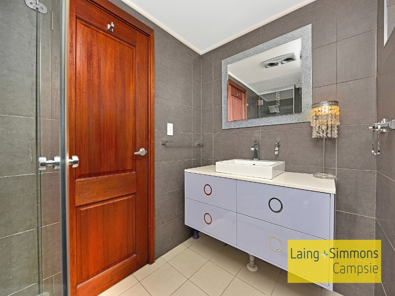 2/130 Ernest St, Lakemba NSW 2195