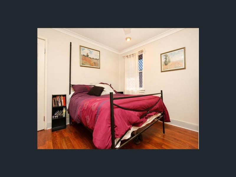 12 Karuah Rd, Penrith NSW 2750