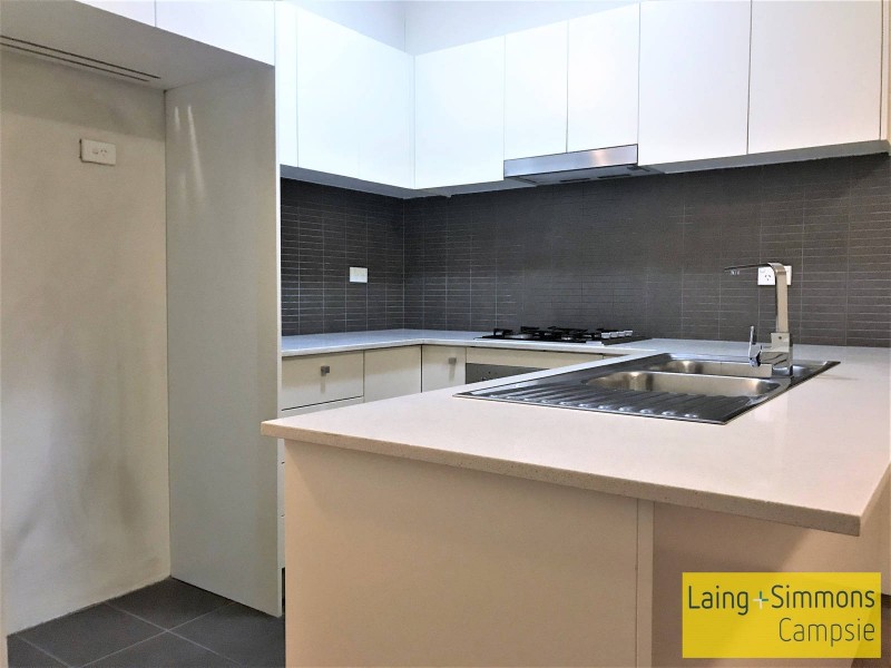 8/37-43 Eastbourne Road, Homebush West NSW 2140