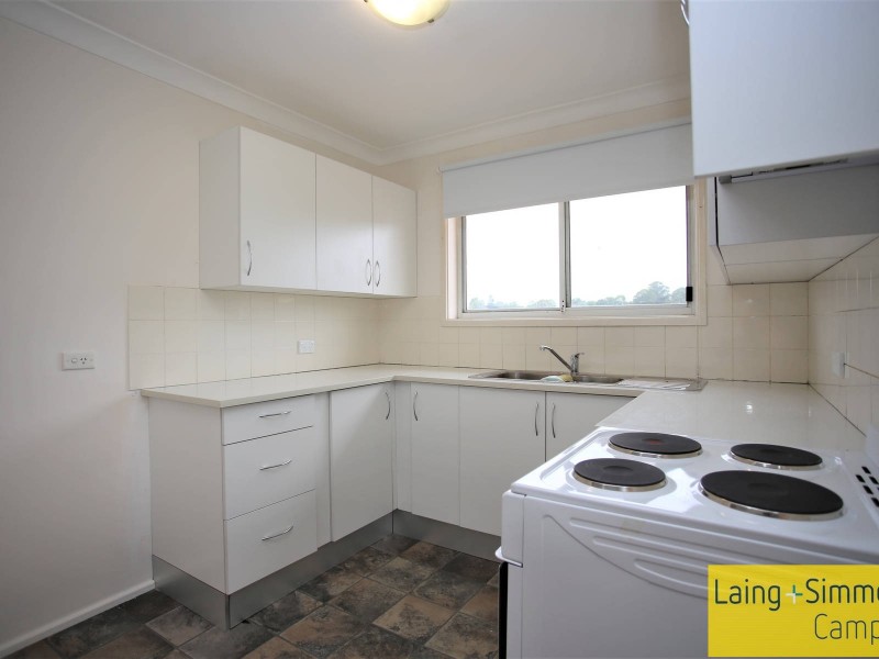 35 Cochrane Street, Minto NSW 2566