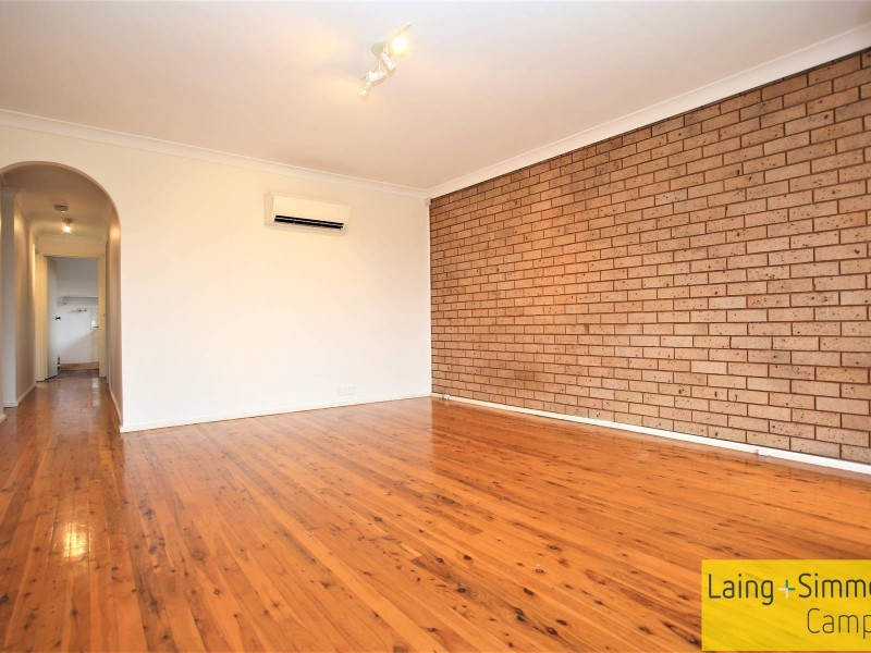 35 Cochrane Street, Minto NSW 2566
