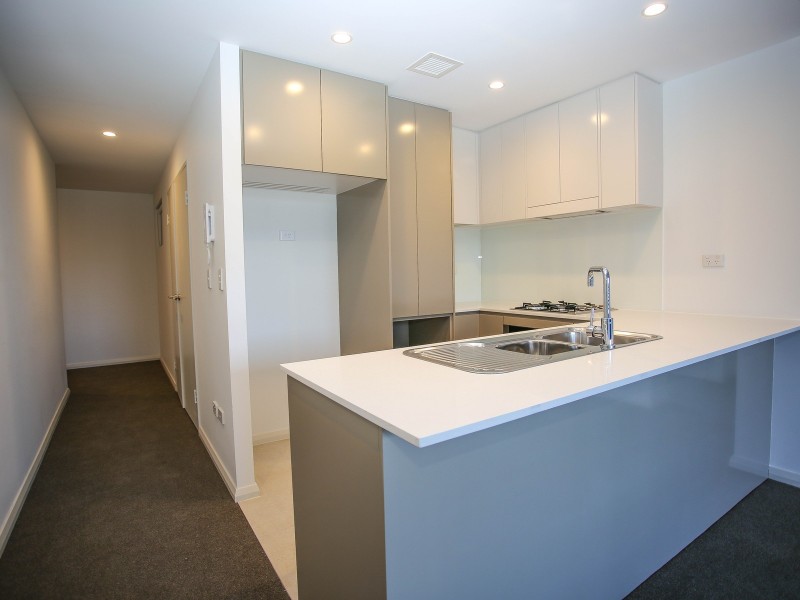 1002/2E Porter St, Ryde NSW 2112