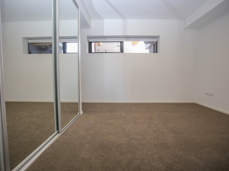 1002/2E Porter St, Ryde NSW 2112