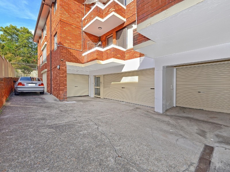 27 Cornelia St, Wiley Park NSW 2195