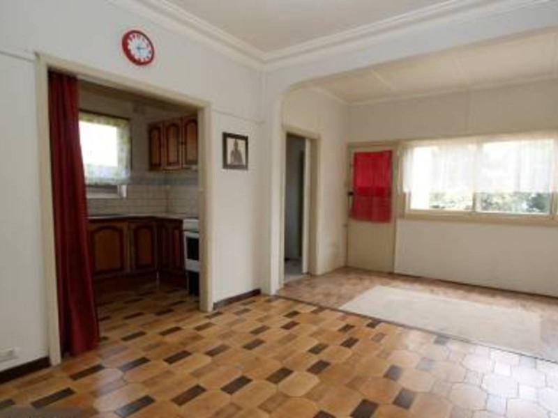 16 Sixth ave, Condell Park NSW 2200