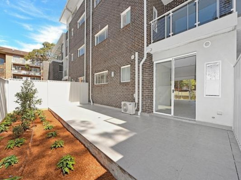 2/24 Seventh Ave, Campsie NSW 2194
