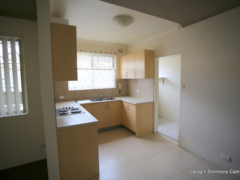 4/52 Sixth Avenue, Campsie NSW 2194