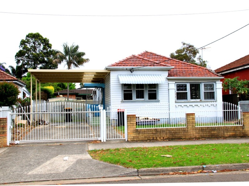 63 Renown Ave, Wiley Park NSW 2195