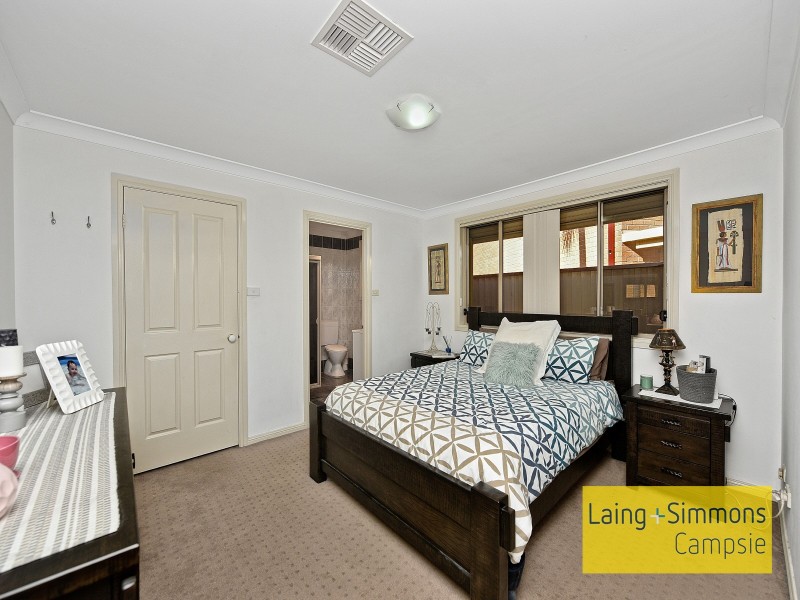 16 Pentecost Street, Hinchinbrook NSW 2168