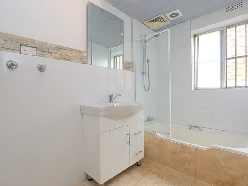 4/7 Shadforth St, Wiley Park NSW 2195