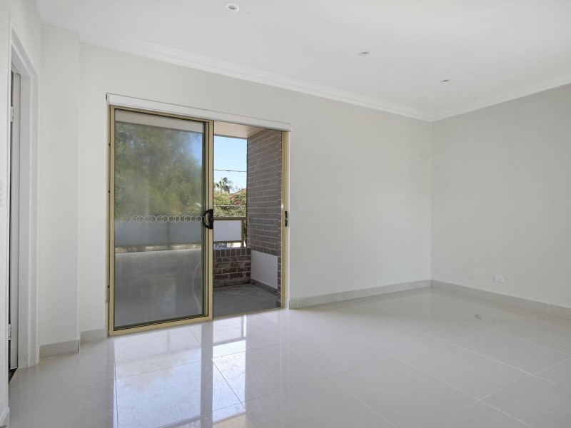 16 Nicholas Ave, Campsie NSW 2194