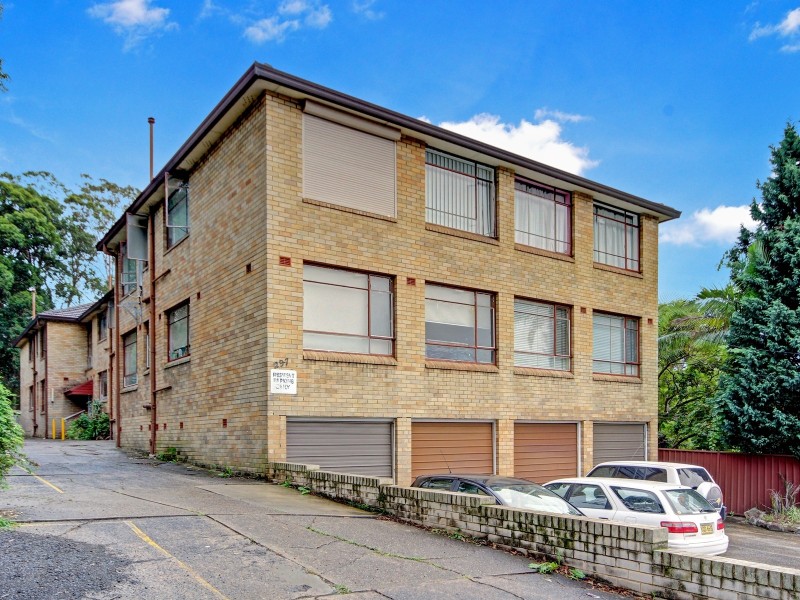 297 King Georges Rd, Roselands NSW 2196
