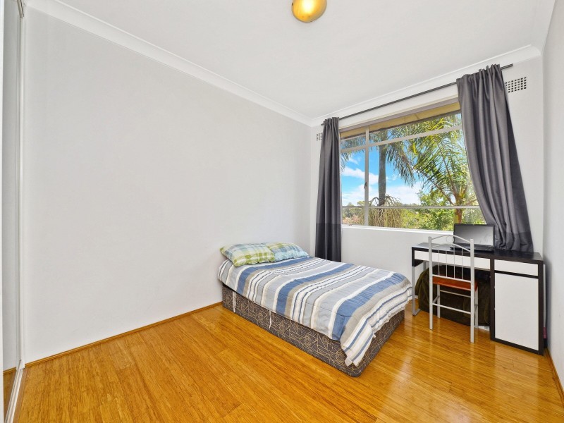 297 King Georges Rd, Roselands NSW 2196