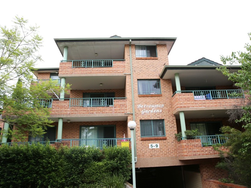 7/5 Eighth Ave, Campsie NSW 2194