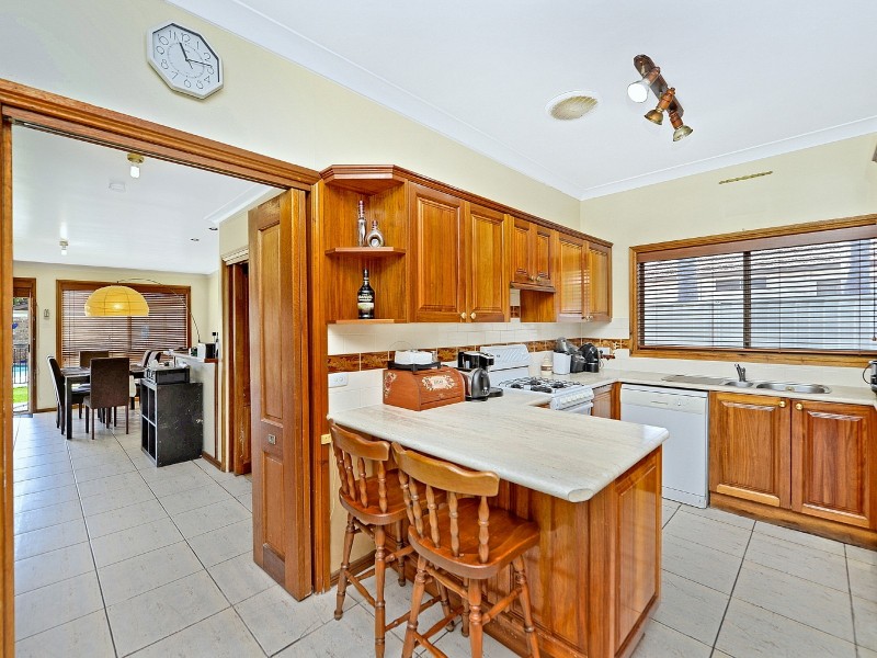 14 Birrong Ave, Birrong NSW 2143