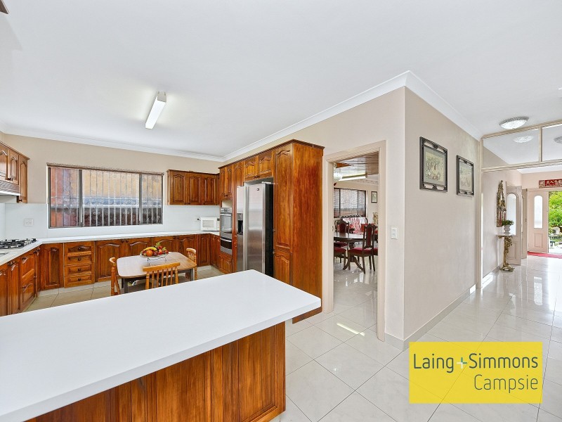 61 Knox St, Belmore NSW 2192