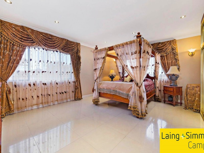 40 Pomona Street, Greenacre NSW 2190