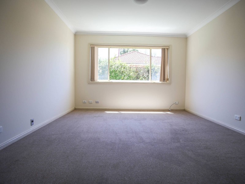 5a Burradoo Rd, Beverly Hills NSW 2209