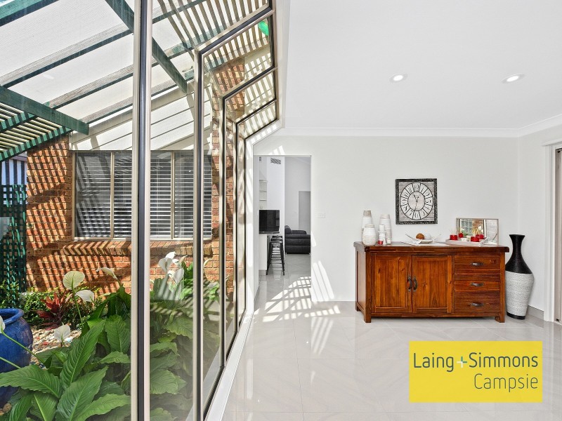 9A Endeavour Road, Georges Hall NSW 2198