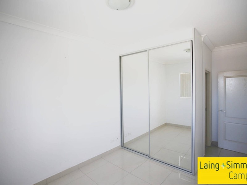 24/143 Waterloo Rd, Greenacre NSW 2190