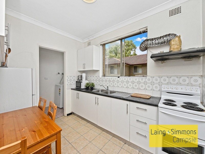 3/27 Fourth Ave, Campsie NSW 2194