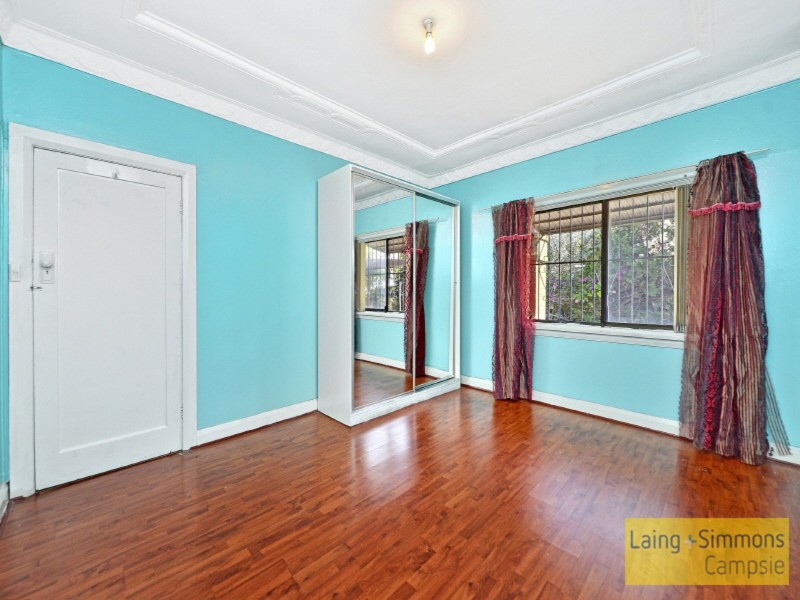2 Lonard Ave, Wiley Park NSW 2195