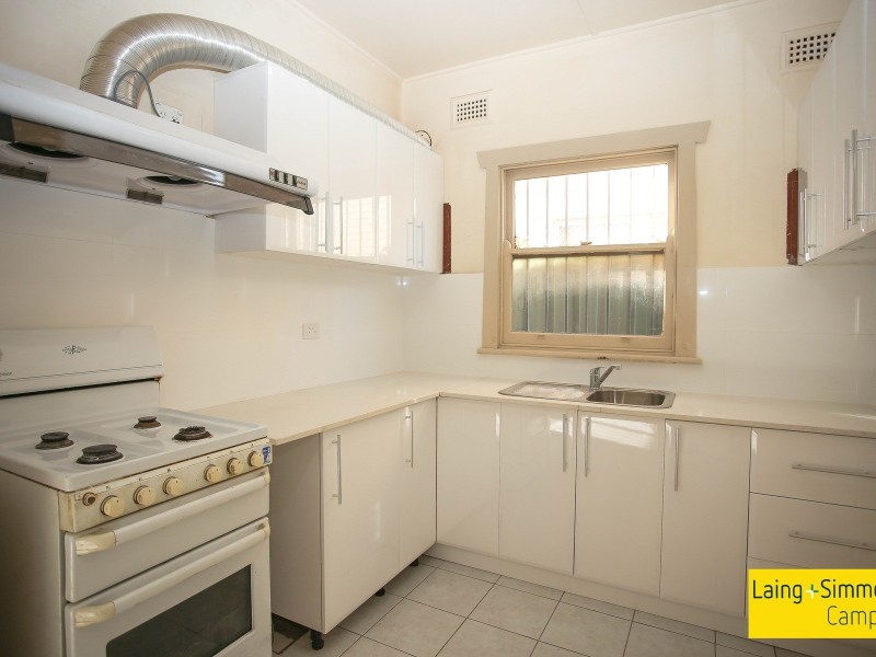 35 Frederick St, Campsie NSW 2194