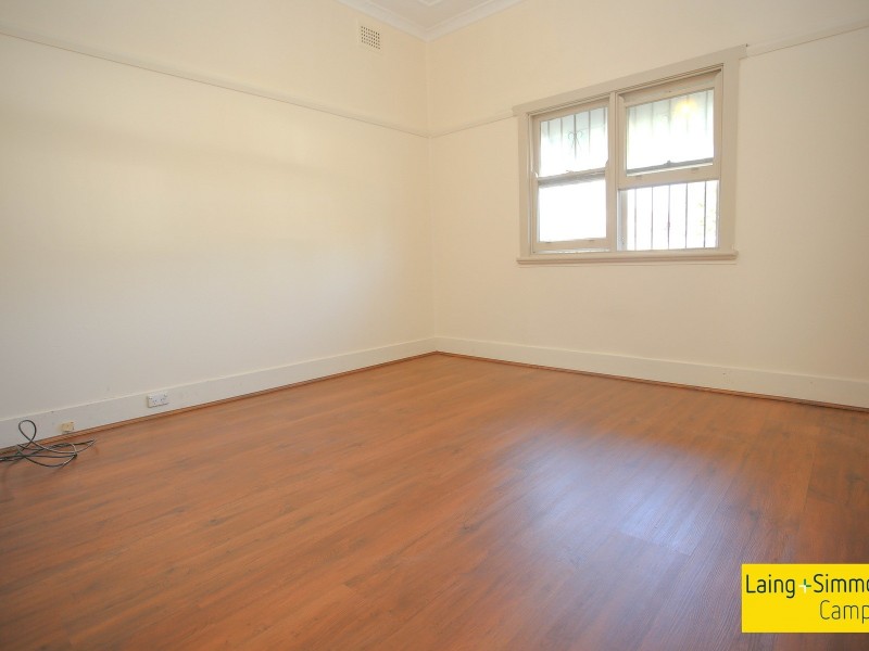 35 Frederick St, Campsie NSW 2194