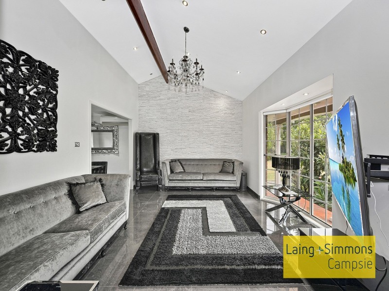 11 Kirrily Place, Bass Hill NSW 2197