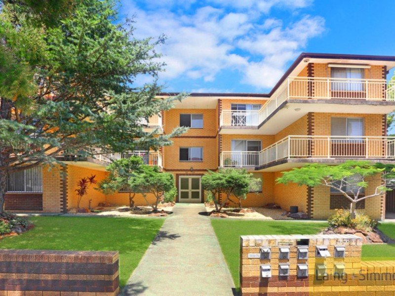 7/23 Dryden St, Campsie NSW 2194