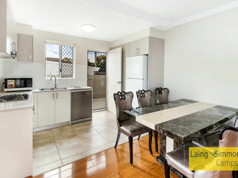 2/31-33 Second Ave, Campsie NSW 2194