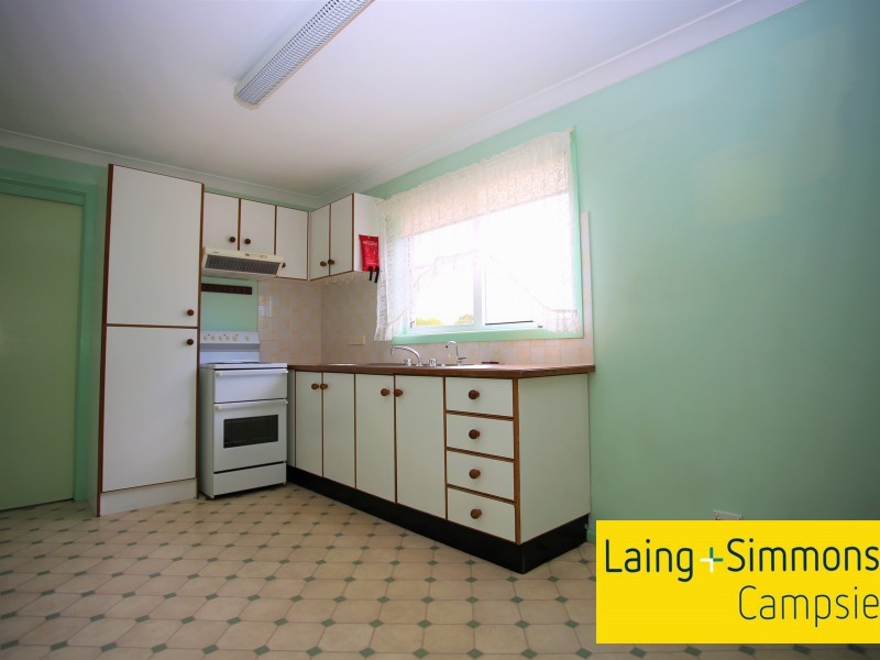 20 Austin Crs, Belfield NSW 2191