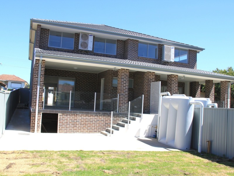 41 Rea St, Greenacre NSW 2190